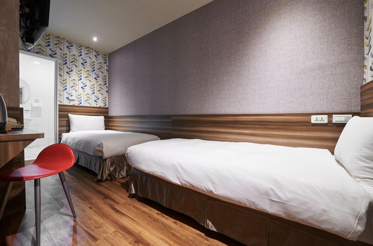 Tomorrow Hotel Тайпей Екстериор снимка