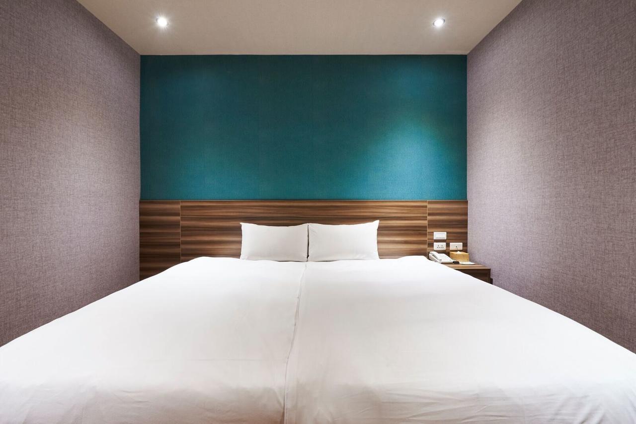 Tomorrow Hotel Тайпей Екстериор снимка