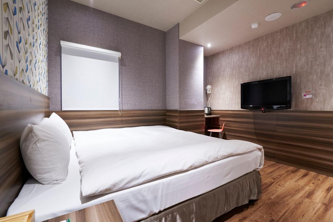 Tomorrow Hotel Тайпей Екстериор снимка