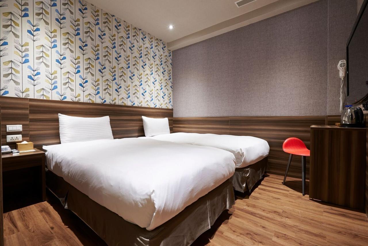 Tomorrow Hotel Тайпей Екстериор снимка