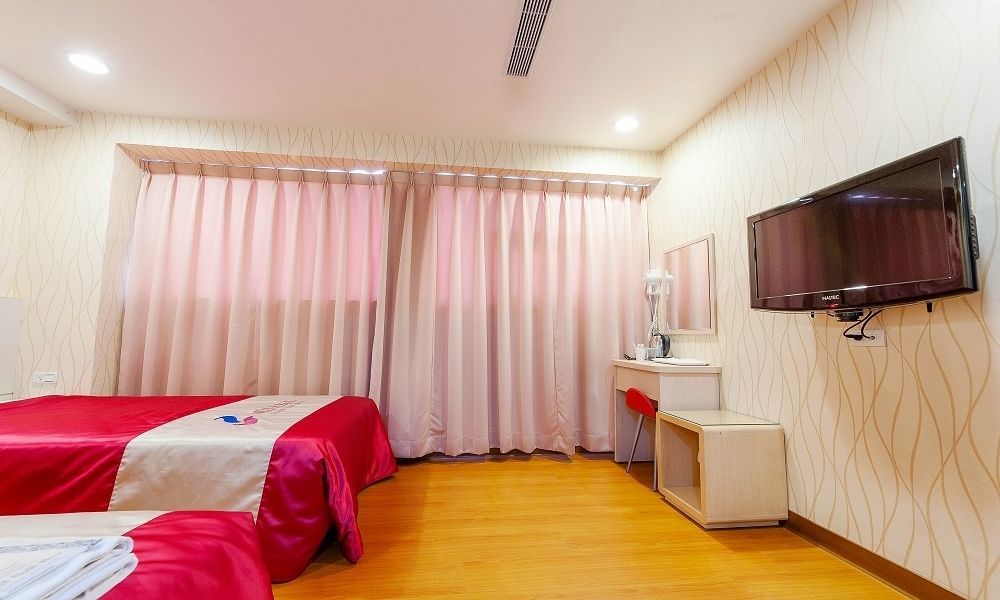 Tomorrow Hotel Тайпей Екстериор снимка